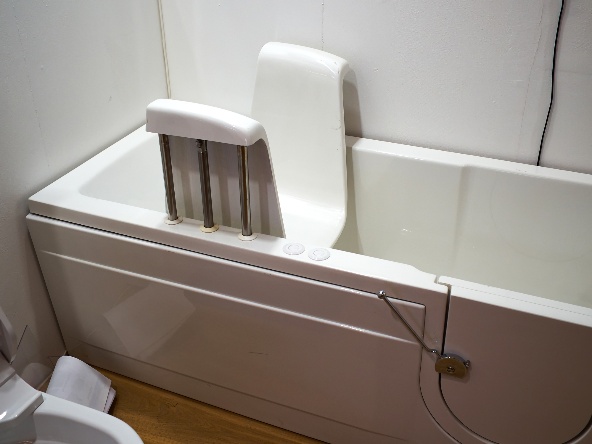 4 Benefits Of Walk in Tubs For Seniors Putnam Plumbing